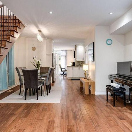 3Br Casa Close To Woodbine Beach With Deck Area And Wfh Toronto Bagian luar foto