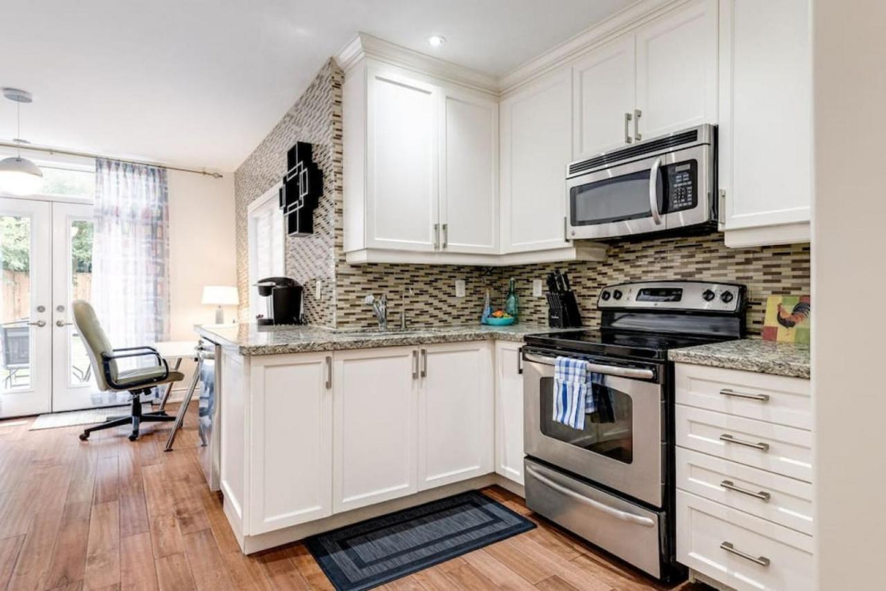 3Br Casa Close To Woodbine Beach With Deck Area And Wfh Toronto Bagian luar foto