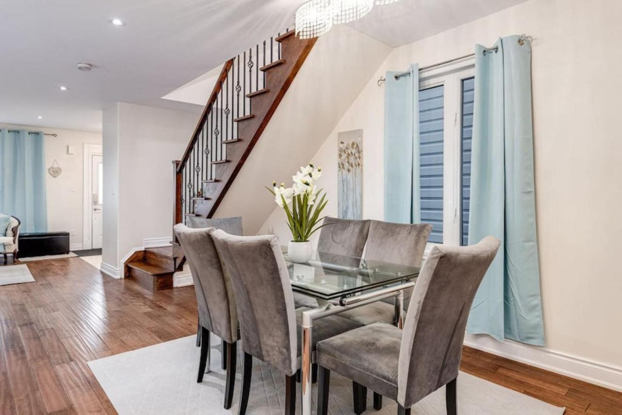 3Br Casa Close To Woodbine Beach With Deck Area And Wfh Toronto Bagian luar foto